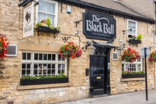 Large 4 Bedroom Home In Boston Spa Village In-Between York, Harrogate And Leeds, Sleeps 9 Экстерьер фото
